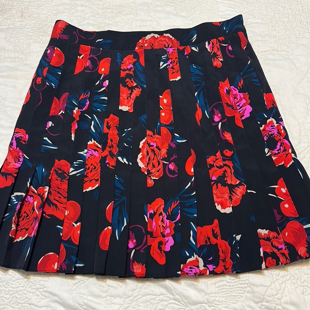 DKNY pleaded floral skirt